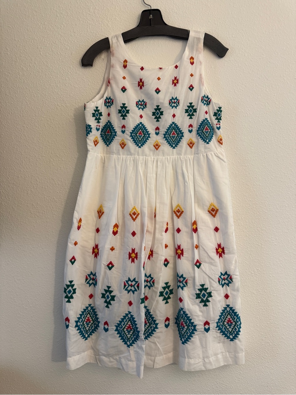 Stetson White Sleeveless Dress with Teal and Yellow Embroidery
